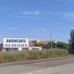 Carretera Toledo, Entrada Junto a Residencia